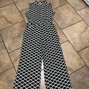 Black and white jumpsuit Size XL